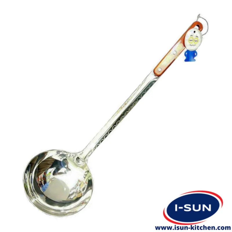 ملاقه استیل بزرگ دسته چوبی